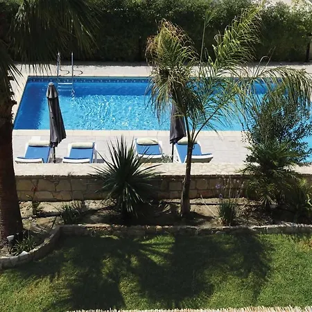 Villa Nice In Bay W- *